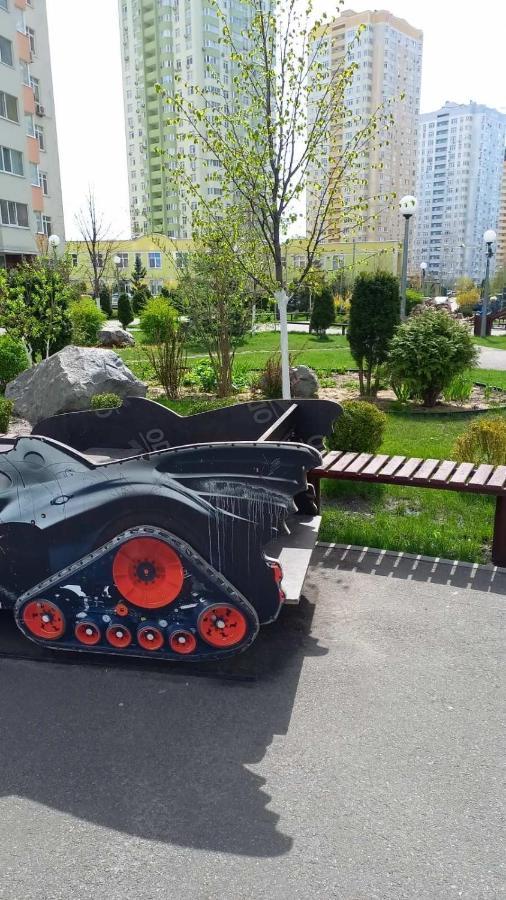 1 Поверх Ж К Паркові Озера Метро Дарниця Apartment Kiev Luaran gambar