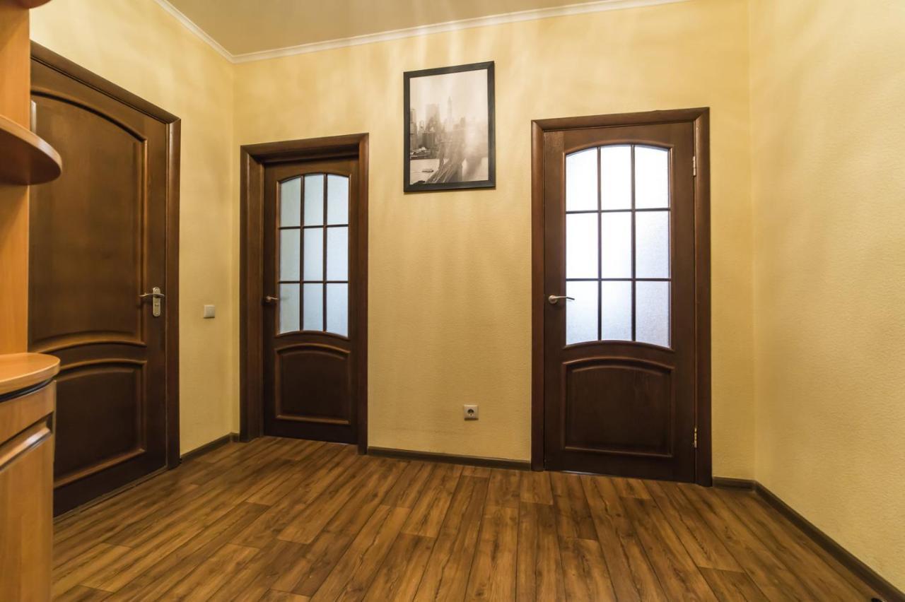 1 Поверх Ж К Паркові Озера Метро Дарниця Apartment Kiev Luaran gambar