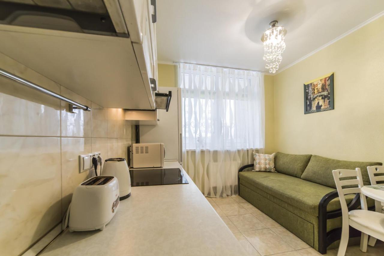 1 Поверх Ж К Паркові Озера Метро Дарниця Apartment Kiev Luaran gambar